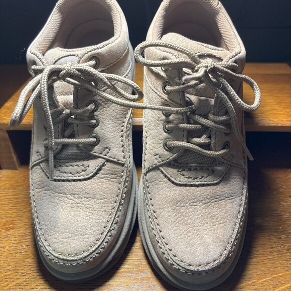 Boys size 5 Tan Leather Rockport Shoes Excellent Condition - Picture 1 of 5